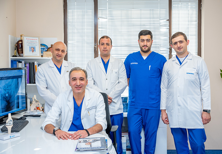«Կոքսա» կլինիկա / Օրթոպեդիա / Վնասվածքաբանություն
